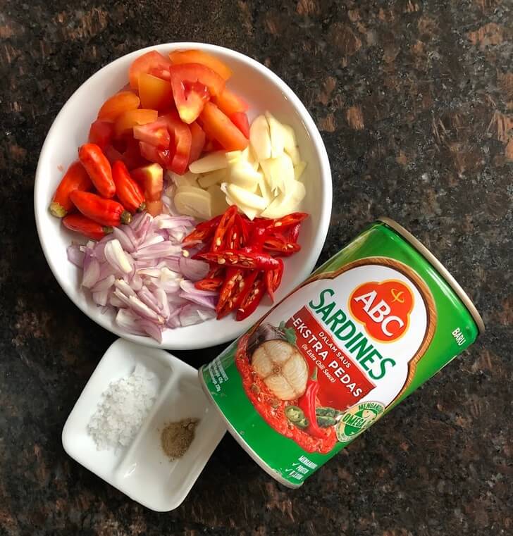 Tumis Sardines ingredients