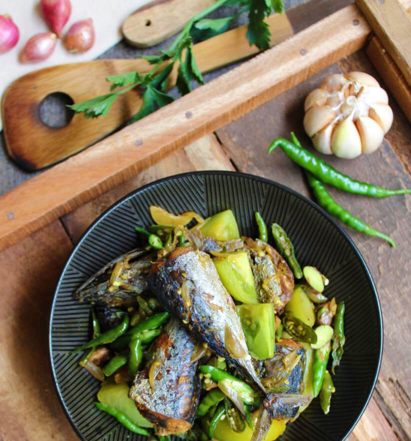 Tongkol Cabe Ijo: Mackerel Tuna with Green Chillies