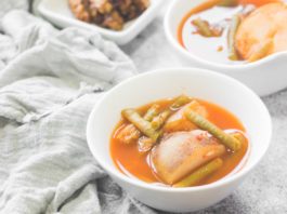Basic Sayur Asem: Simple Tamarind Soup with Vegetables (Vegan)